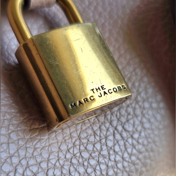 The Marc Jacobs Editor Leather Tote Bag - Picture 5 of 15